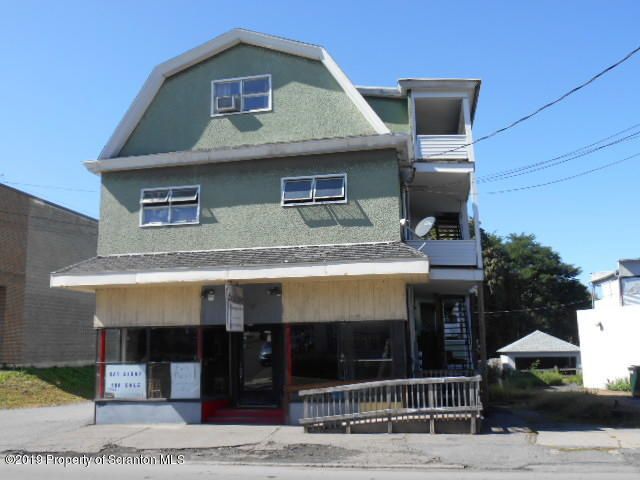 610 3rd St, Dunmore, PA 18512
